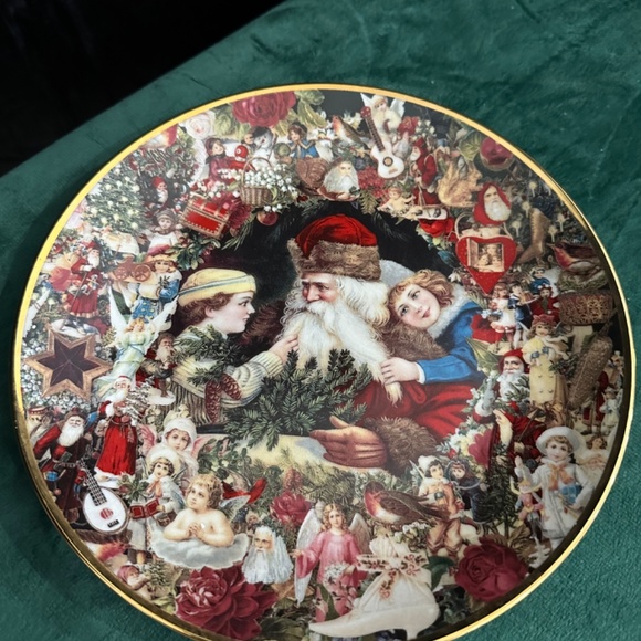 1992 Hamilton Collection, “ A Visit From St. Nicholas,”holiday plate - Picture 3 of 4